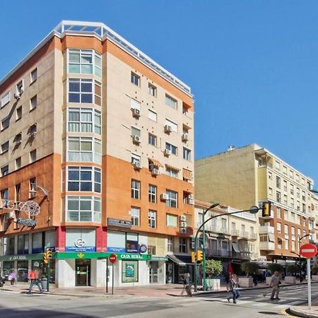 Apartamento En Calle Cuarteles De Dos Habitaciones Малага Екстериор снимка